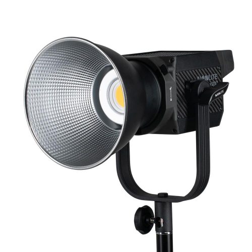 Nanlite Forza 200 LED light w/ AC - Image 3