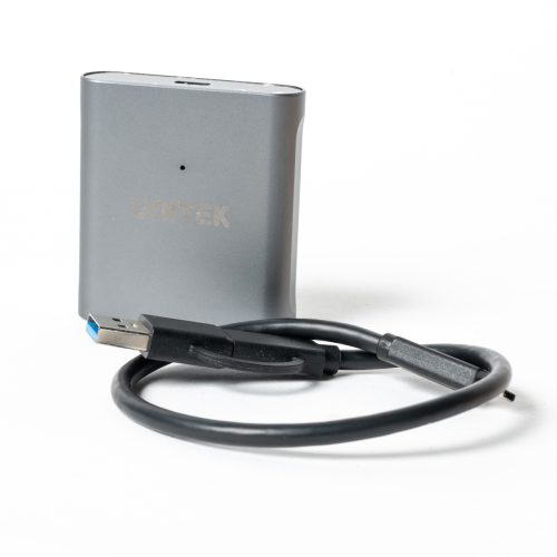 Unitek CF EXpress Type B card reader